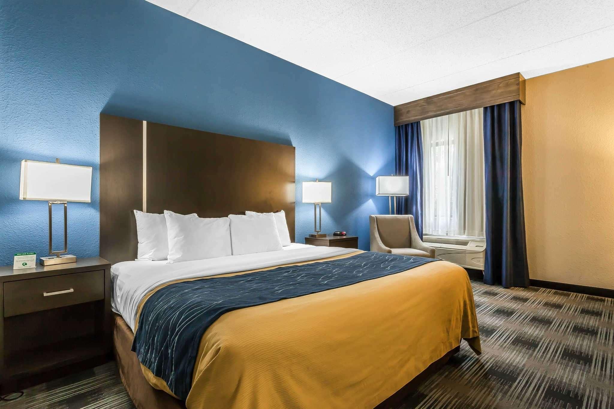 Comfort Inn Cleveland Airport Middleburg Heights Buitenkant foto