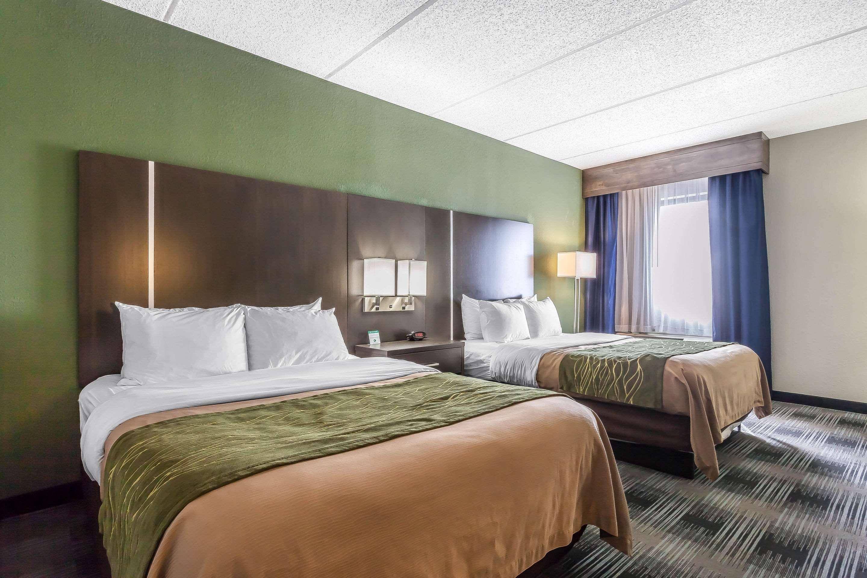 Comfort Inn Cleveland Airport Middleburg Heights Buitenkant foto